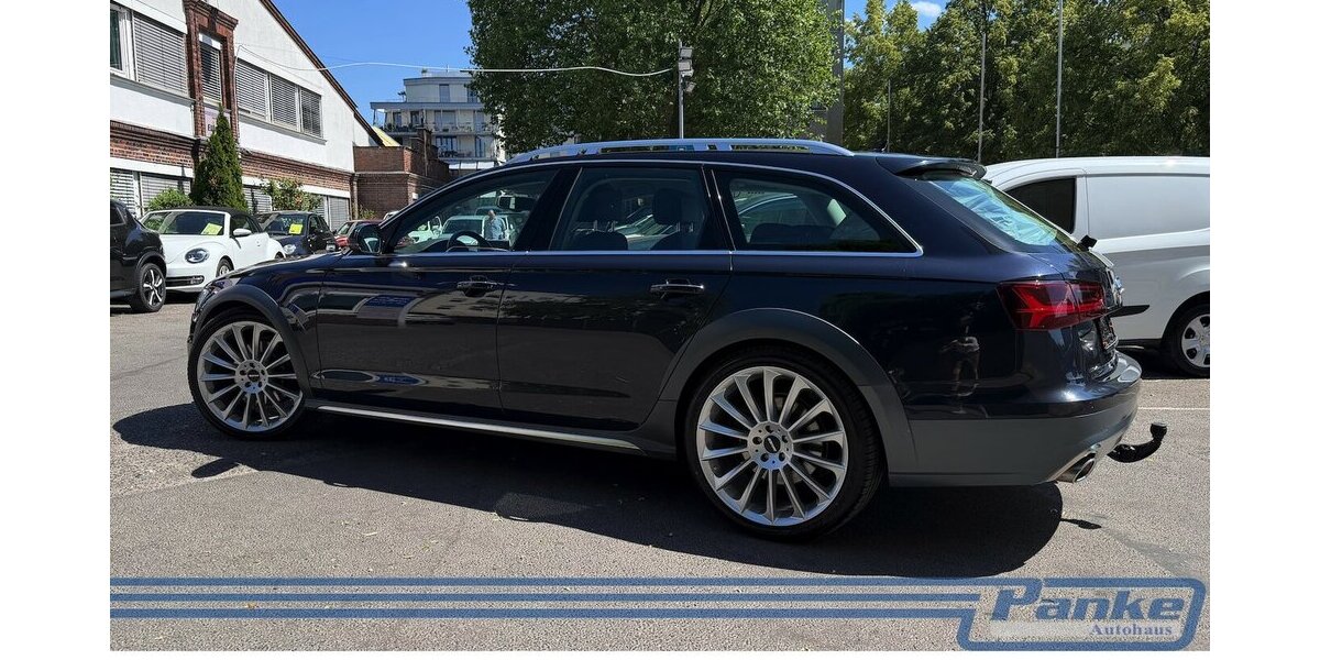 Audi A6 Allroad 3.0 TDI V6*AHK*RFK*LuftF*Keyless*BT* 61.141 km 25.990 &euro; Berlin 13187