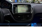 Peugeot 2008 Allure*Pano*Leder*R-Cam*Navi*SHZ*LED*USB* 81.293 km 9.990 &euro; Berlin 13187