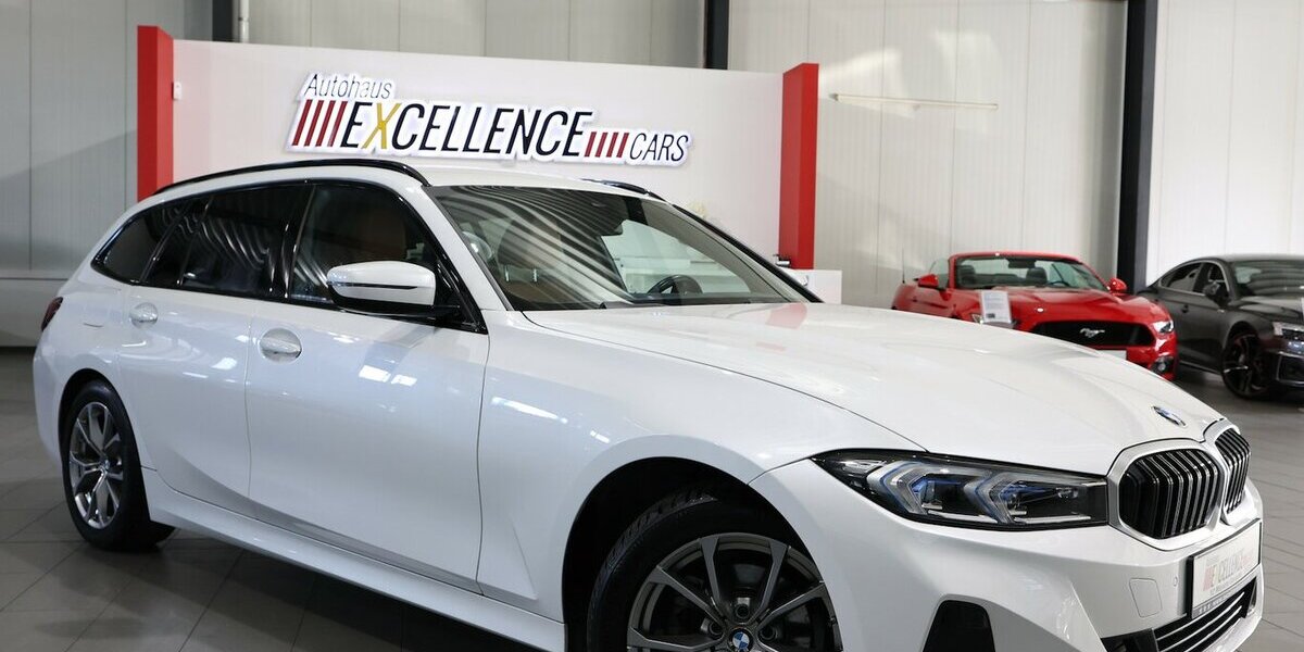 BMW 318d Touring SPORT WHITE & BROWN / CURVED+HUD 114.000 km 25.993 &euro; Hamm 59077