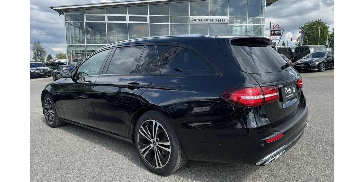 Mercedes-Benz E 400 d 4 MATIC/LED/KAMERA/KLIMA/DAB/APP-CONNECT 59.719 km 39.900 &euro; Villingen-Schwenningen 78054