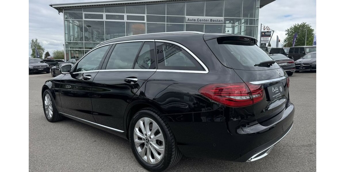 Mercedes-Benz C 220 d 4 MATIC T- MODELL/KAMERA/AHK/NAVI/1.HAND 60.042 km 24.800 &euro; Villingen-Schwenningen 78054