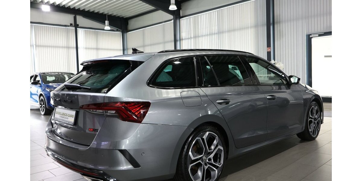 Skoda Octavia Combi TDI DSG 4x4 RS PLUS SPORT BLACK 145.000 km 24.991 &euro; Hamm 59077