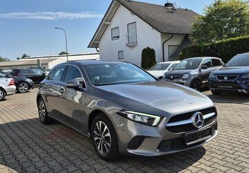 Mercedes-Benz A 180 Progressive Automatik, Rückfahrkamera, LED S 46.111 km 22.890 &euro; Rodgau 63110
