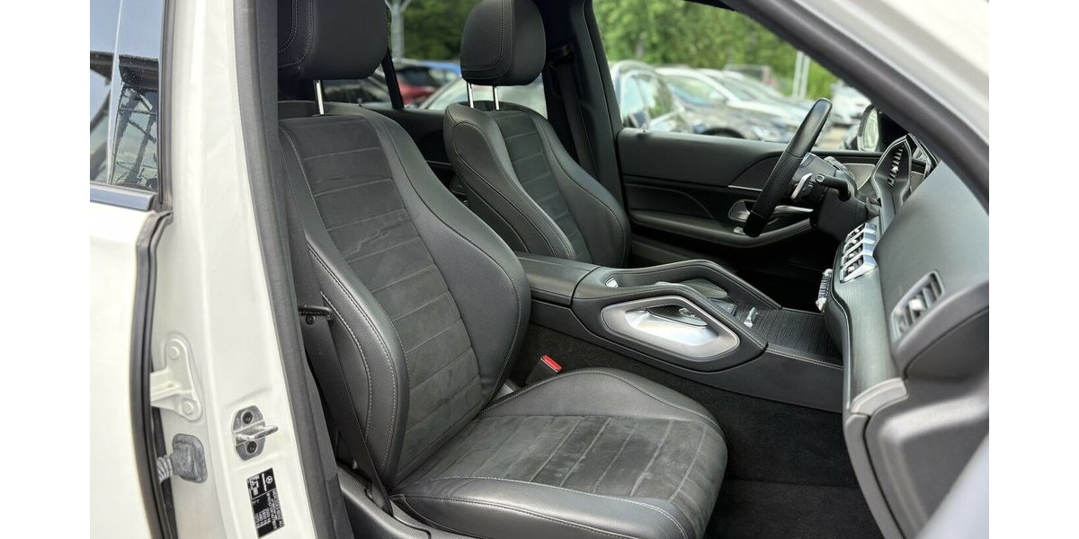 Mercedes-Benz GLE 300 4 Matic AMG NIGHT/PANO/BURMES/NAVI/360° 67.051 km 56.900 &euro; Villingen-Schwenningen 78054