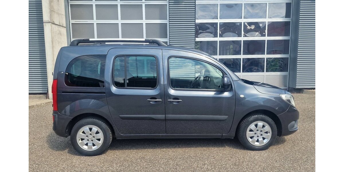 Mercedes-Benz Citan 111 CDI lang Tourer Edition Klima 58.000 km 15.998 &euro; Landau 76829