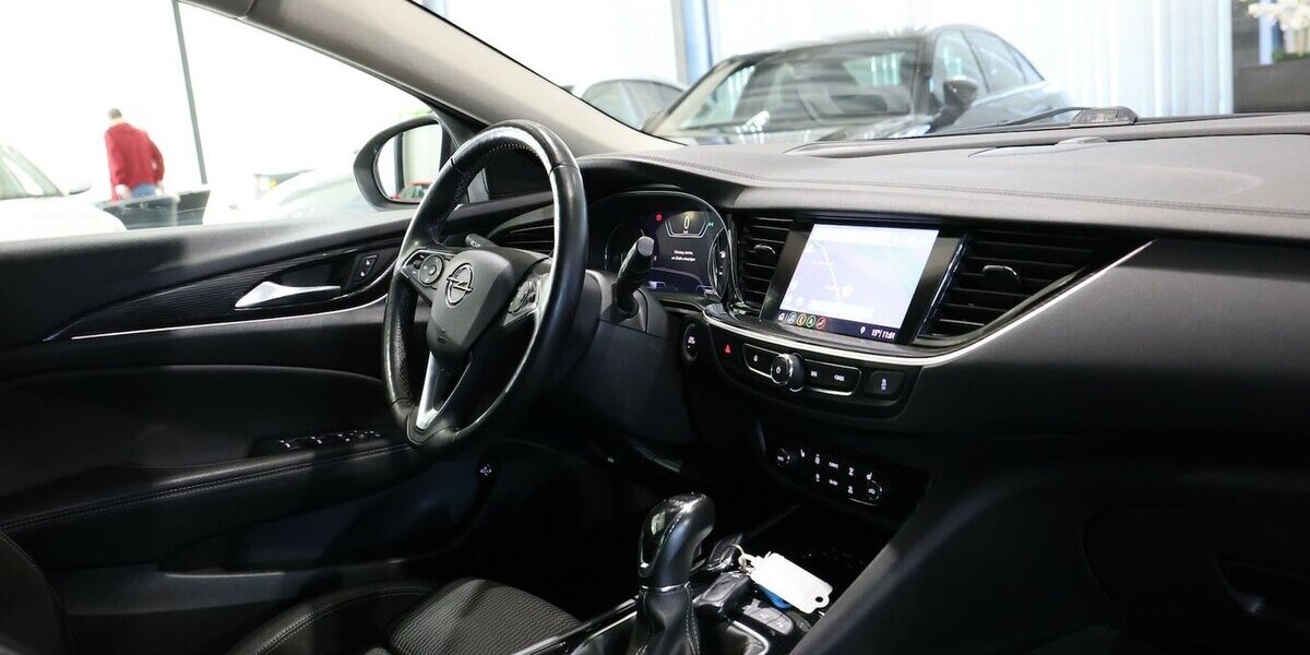 Opel Insignia ST 1.6 D BUSINESS INNOVATION / LED / 79.000 km 13.881 &euro; Hamm 59077
