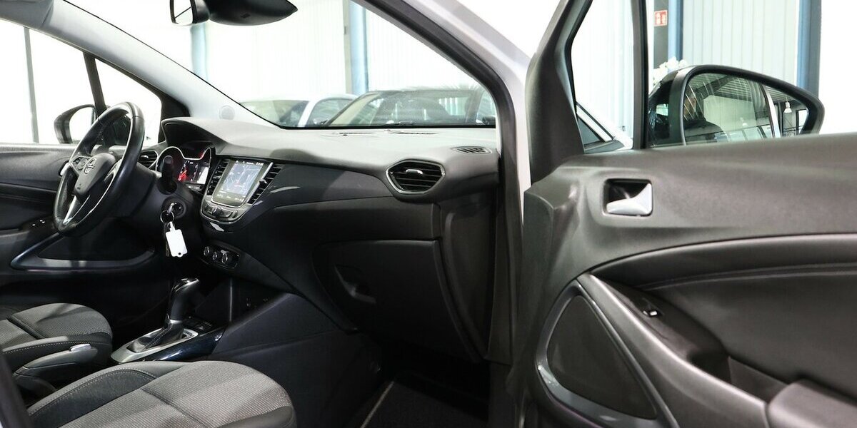 Opel Crossland 1.5 D BUSINESS ELEGANCE / LED / LEDER 127.000 km 12.221 &euro; Hamm 59077