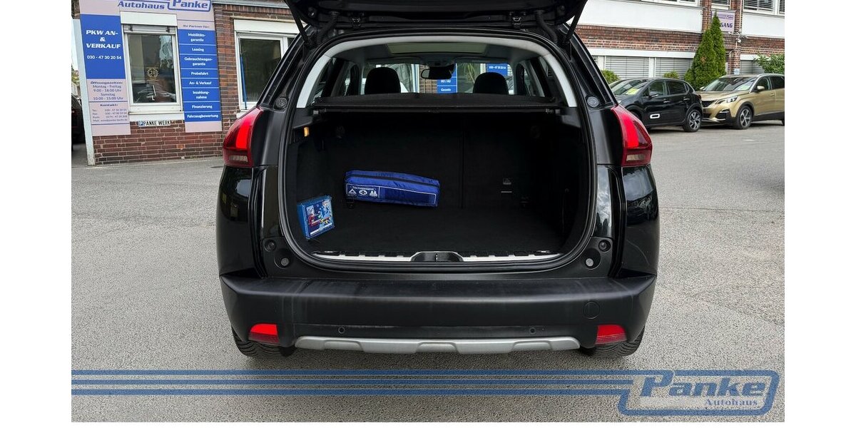 Peugeot 2008 Allure*Pano*Leder*R-Cam*Navi*SHZ*LED*USB* 81.293 km 9.990 &euro; Berlin 13187