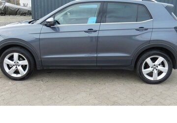 VW T-Cross 1.0 Style BMT TSI Klima Navi 20.000 km 17.990 &euro; Vordorf 38533