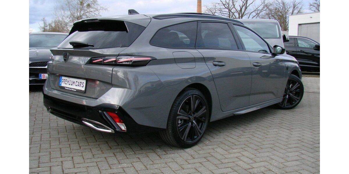 Peugeot 308 1.5 BlueHDi GT Premium ACC LED AHK Pano Focal 14.551 km 26.980 &euro; Falkensee 14612