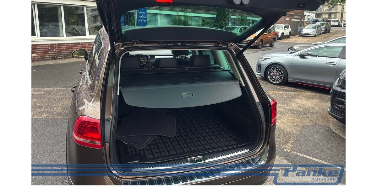 VW Touareg V6 TDI BMT*ALLRad*Standhzg*Pano*Leder* 222.965 km 13.890 &euro; Berlin 13187