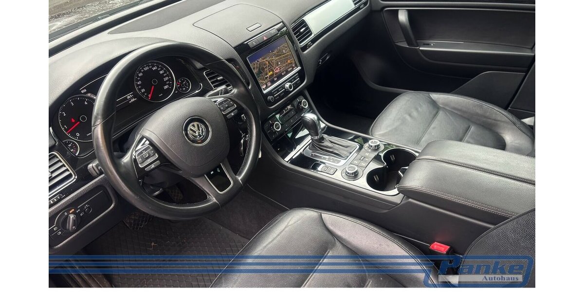 VW Touareg V6 TDI BMT*ALLRad*Standhzg*Pano*Leder* 222.965 km 13.890 &euro; Berlin 13187