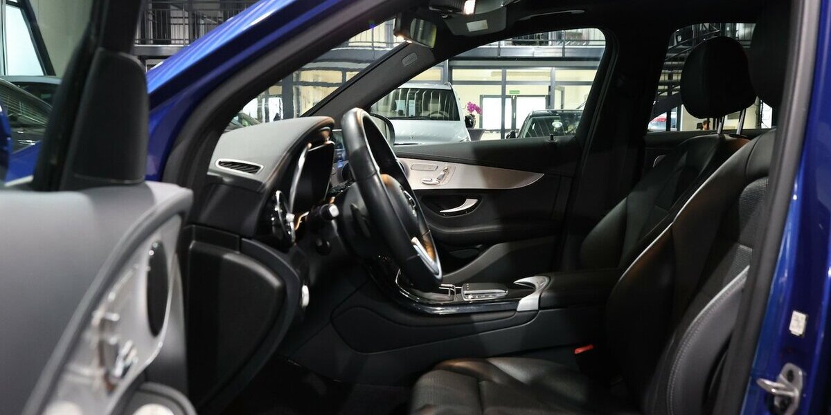 Mercedes-Benz GLC 300 d 4M BUSINESS SPORT PANORAMA, WIDESCREEN 150.000 km 30.333 &euro; Hamm 59077