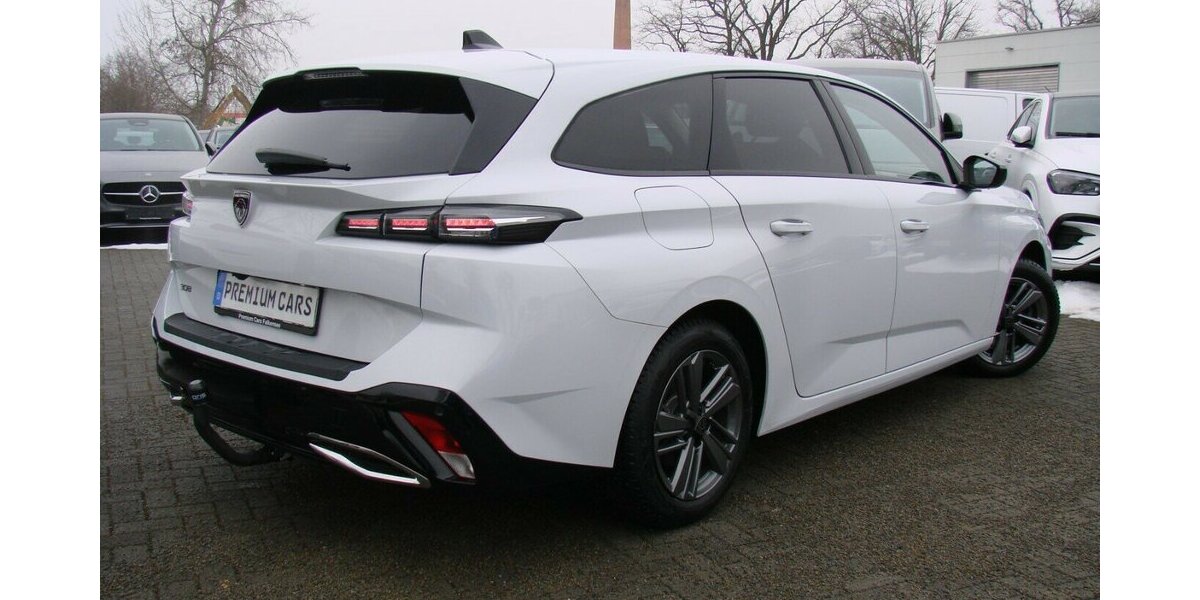 Peugeot 308 1.5L Allure ACC AHK LED Navi Kamera 34.524 km 22.980 &euro; Falkensee 14612
