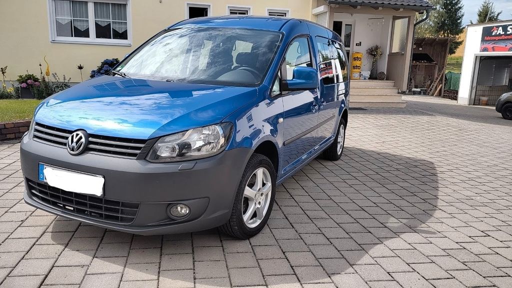 VW Caddy Maxi 272.900 km 8.400 &euro; Landshut 84028
