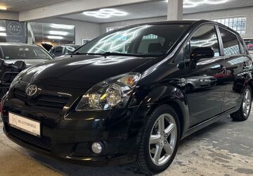 Toyota Corolla Verso 137.900 km 6.950 &euro; Köln 50677
